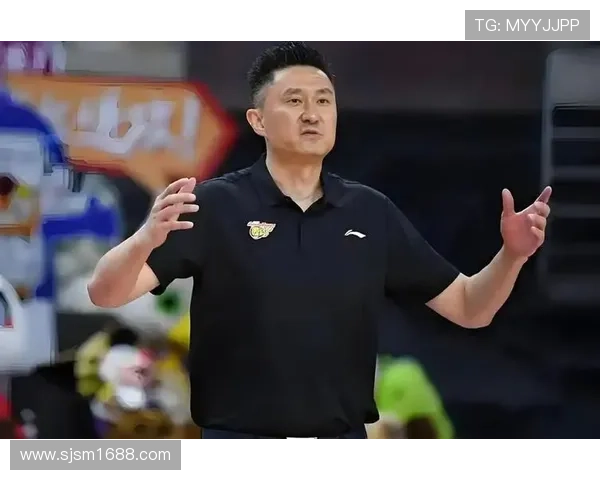 杜锋假球风波引热议 山西广州完成2换1交易背后真相解析 杜锋假球风波引热议 山西广州完成2换1交易背后真相解析
